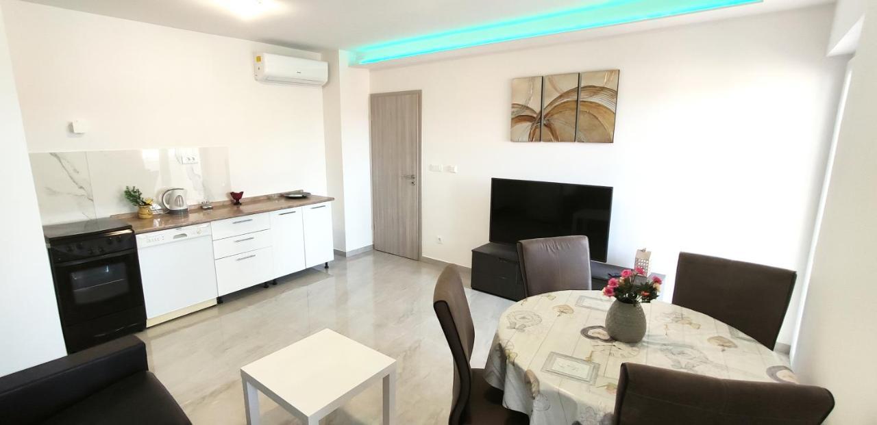 Apartment Dolores Μακάρσκα Εξωτερικό φωτογραφία